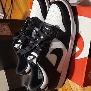 Nike dunk low wht blk